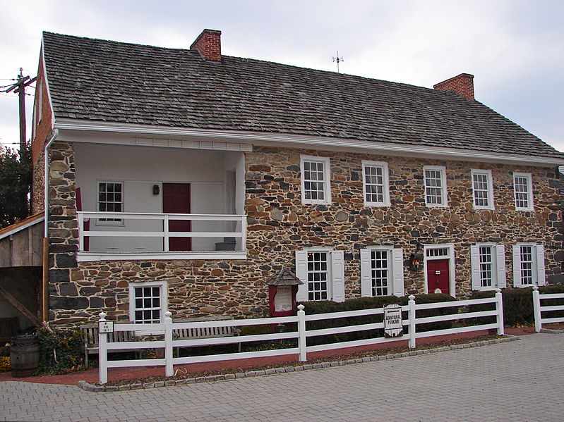 Gettysburg's Most Haunted Inns. Photo of the historic Dobbin House. 