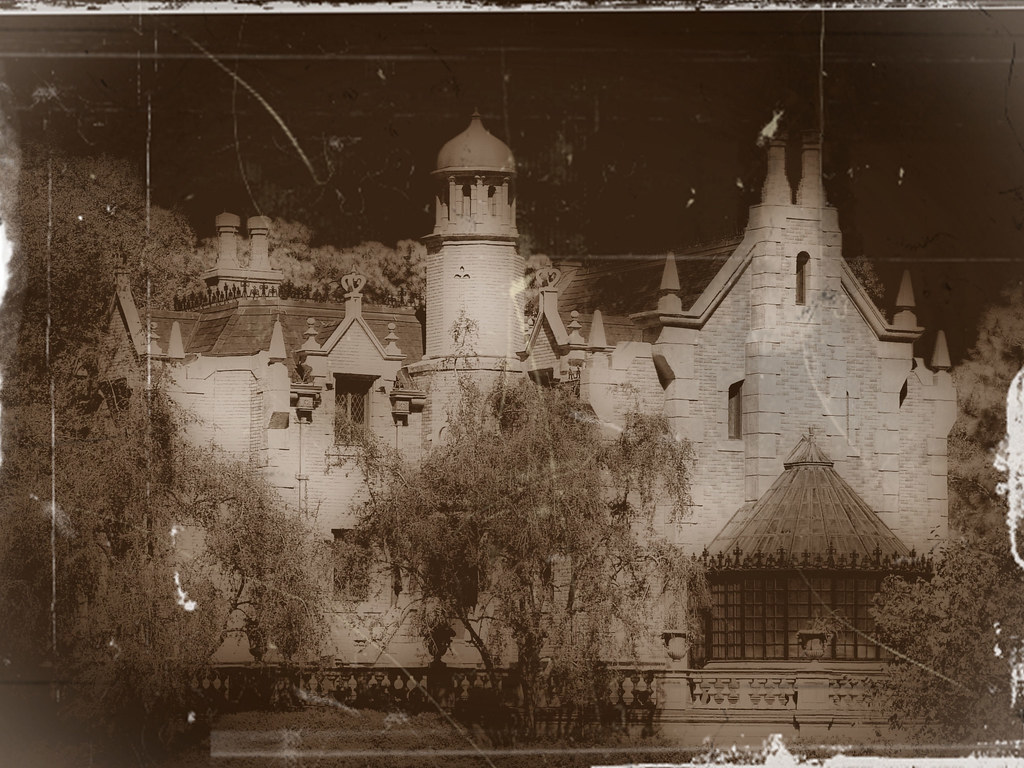 An old photo of the haunted mansion in Disneyland